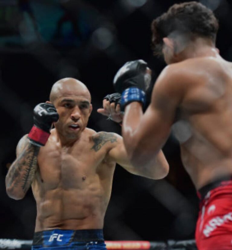 José Aldo fighting