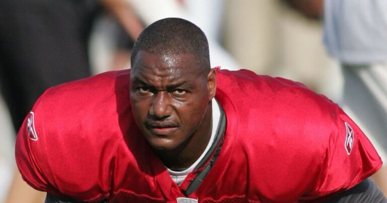 Derrick Brooks palying