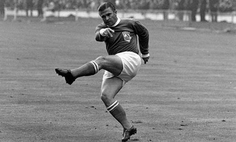 Ferenc Puskás playing